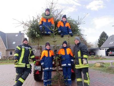 Foto des Albums: Weihnachtsbaumverbrennen der JF Seester (14.01.2017)