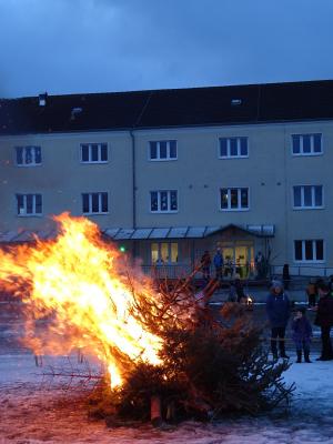 Foto des Albums: 2. Kyritzer Weihnachtsbaumverbrennen am Mehrgenerationenhaus (14.01.2017)