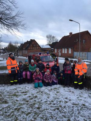 Foto des Albums: Weihnachtsbaum verbrennen in Düpow
