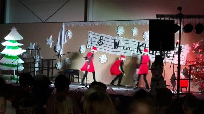 Foto des Albums: Weihnachtsrevue 2017