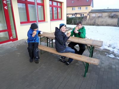 Foto des Albums: „Kremserschlittenfahrt" der Grundschule Werbig (30.01.2017)