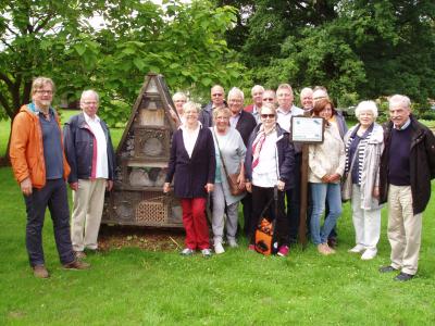 Foto des Albums: Unabhängiger Bürgerblock Holzwickede besucht die Kleingartenanlage „Am Oelpfad“ (26.06.2016)
