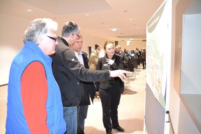 Foto des Albums: Bilder vom Bürgerworkshop "Standortvarianten Hallenbad"