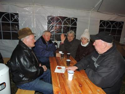 Foto des Albums: Weihnachtsbaumverbrennen in Beesdau