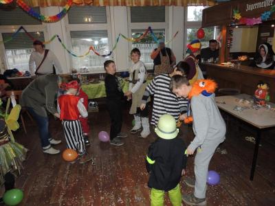 Foto des Albums: Kinderfasching in Beesdau