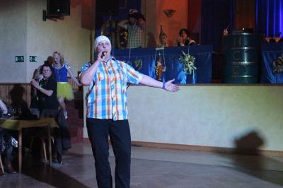 Foto des Albums: 2. Weiberfastnacht mit dem Motto "Wein, Weiber, Wurscht"