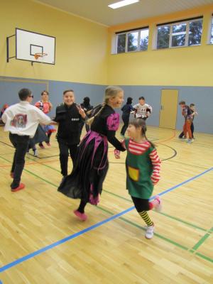 Foto des Albums: Fasching in der Schule
