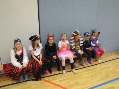 Foto des Albums: Fasching in der Schule