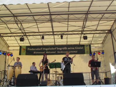 Foto des Albums: 2. Brückenfest am S-Bahnhof Fredersdorf 2016