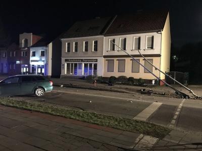 Foto des Albums: Einsatz 052/2017 – Verkehrsunfall
