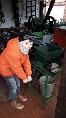 Foto des Albums: Sachkundeunterricht der Klasse 3a in der Heimatstube