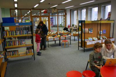 Foto des Albums: Vorlesetag in der Stadt- und Landesbibliothek (23.11.2007)