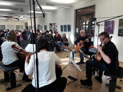 Foto des Albums: Saitenwege - Gitarre im Konzert