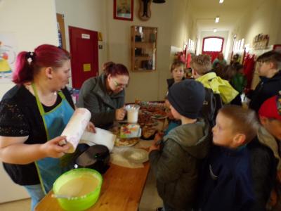 Foto des Albums: Waffelbasar Klasse 1a