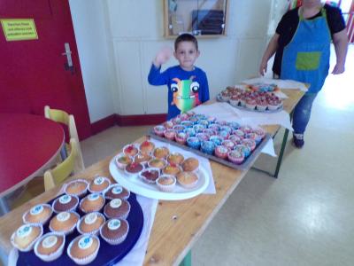 Foto des Albums: Waffelbasar Klasse 1a