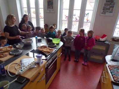 Foto des Albums: Waffelbasar Klasse 1a