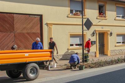 Foto des Albums: Aktionstag "Miteinander, Füreinander, ein Dorf für Jung und Alt"