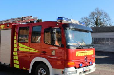 Foto des Albums: Kindergartenkinder besuchen Feuerwehr Bippen