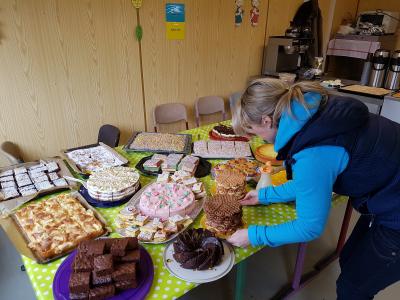 Fast 30 Kuchen und Torten zur Auswahl  (Bild vergr&ouml;&szlig;ern)