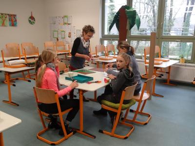 Foto des Albums: Gemeinsamer Arbeitseinsatz an der Grundschule und im Hort (08.04.2017)