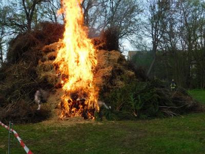 Foto des Albums: Osterfeuer 2017