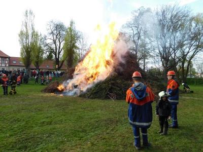 Foto des Albums: Osterfeuer 2017