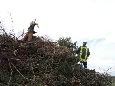 Foto des Albums: Osterfeuer in Beesdau 2017