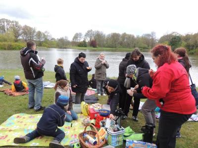 Foto des Albums: Ostereiersuche der Beesdauer Kinder