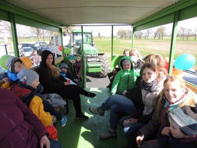 Foto des Albums: Ostereiersuche der Beesdauer Kinder