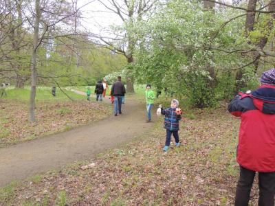 Foto des Albums: Ostereiersuche der Beesdauer Kinder