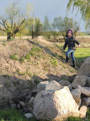 Foto des Albums: Ostereiersuche der Beesdauer Kinder