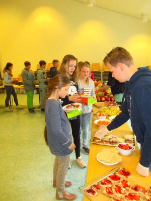 Foto des Albums: Initiative "gesundes Pausenbrot" In der Grundschule (27. 04. 2017)