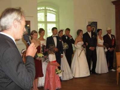 Foto des Albums: 1. Hochzeitsmesse im Schloss Meyenburg (06. 05. 2007)