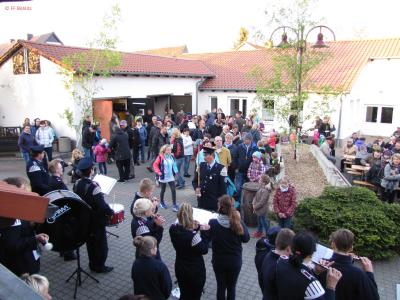 Foto des Albums: Fackelumzug Vorabend 1.Mai 2017 (01. 05. 2017)