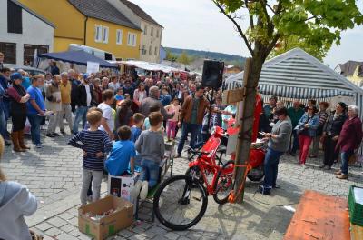Foto des Albums: Maimarkt 2017