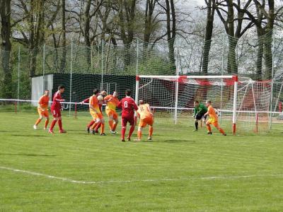 Foto des Albums: Häsener SV - FC Kremmen II