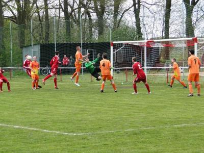 Foto des Albums: Häsener SV - FC Kremmen II