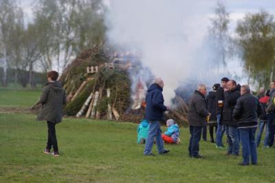 Foto des Albums: Kinderosterfeuer 2017 der Gemeinde Ganzlin in Wangelin