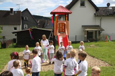 Foto des Albums: Kindertagesstätte "Regenbogen" feierte 20jähriges Bestehen (15. 05. 2017)