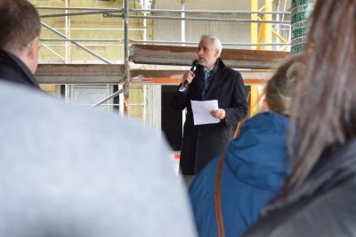 Foto des Albums: Richtfest für neue Wohn- und Geschäftsgebäude in der Bahnhofstraße