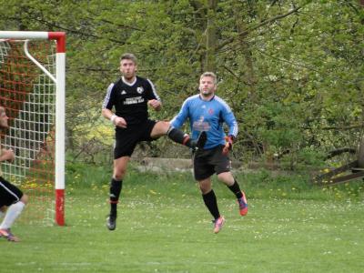 Foto des Albums: Häsener SV II - FC Falkenthaler Füchse II