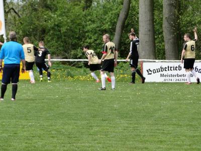 Foto des Albums: Häsener SV II - FC Falkenthaler Füchse II