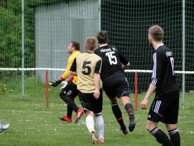 Foto des Albums: Häsener SV II - FC Falkenthaler Füchse II
