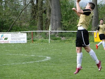 Foto des Albums: Häsener SV II - FC Falkenthaler Füchse II