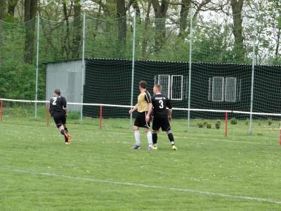 Foto des Albums: Häsener SV II - FC Falkenthaler Füchse II