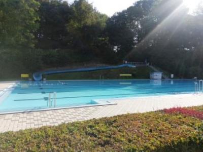 Foto des Albums: Schwimmbad