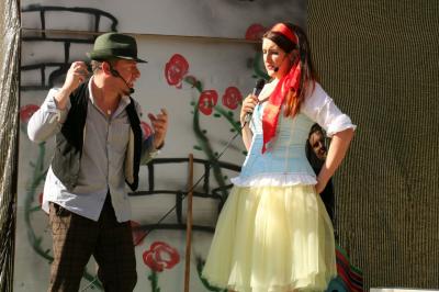 Foto des Albums: Theaterstück zum Kinderfest