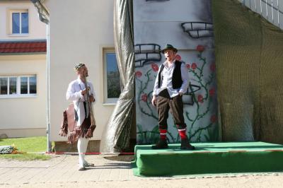 Foto des Albums: Theaterstück zum Kinderfest