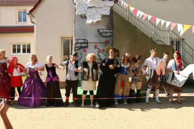 Foto des Albums: Theaterstück zum Kinderfest