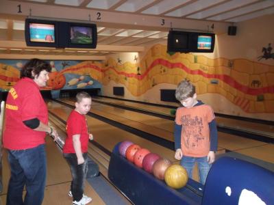 Foto des Albums: Schmerkendorfer Jugendfeuerwehr organisiert Bowlingnachmittag